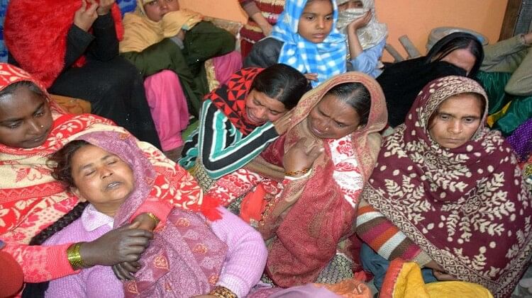 दूसरी के प्रेम में पति बना हैवान: वैलेंटाइन डे पर प्यार करते-करते बीवी को मार डाला, बोला-नसरीन न होती तो मैं.. पीड़ित परिवार की महिलाएं