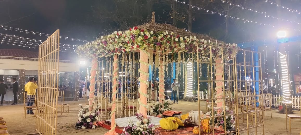 Seeing the wife in the mandap, husband planning second marriage missing