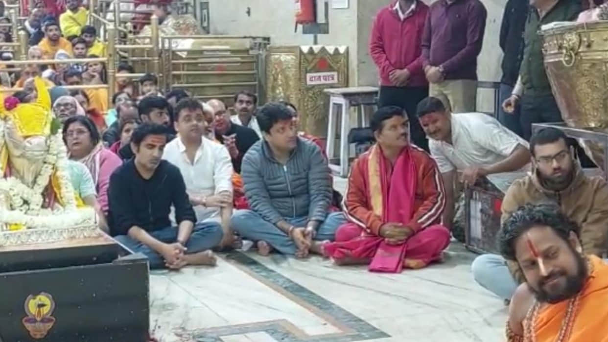 BJP MP and cricketer Gautam Gambhir reached Mahakal temple, participated in Bhasmaarti