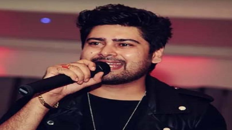 Bollywood Male Singer Asit Tripathi Night in Aligarh Exhibition