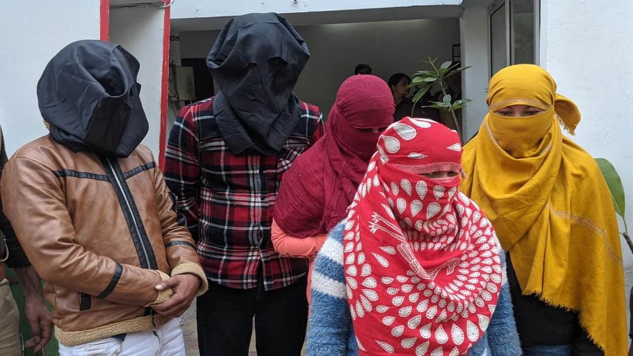 Police caught prostitution by raiding house 100 meters away from Kavinagar police station in Ghaziabad