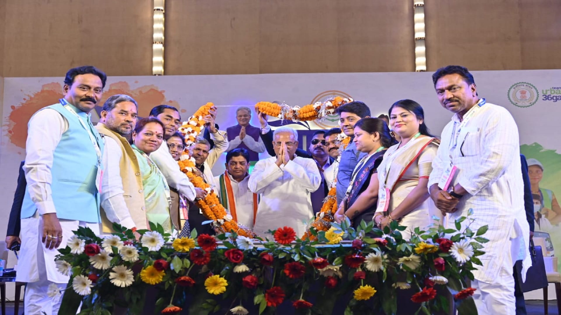 CM Bhupesh Baghel gave a gift in the Gaurav Samagam 2023 of Urban Administration and Development Department