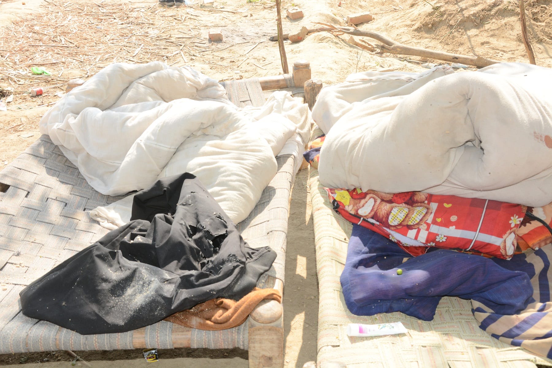 Mother daughter burning alive in Kanpur Dehat, people are reaching to see the spot