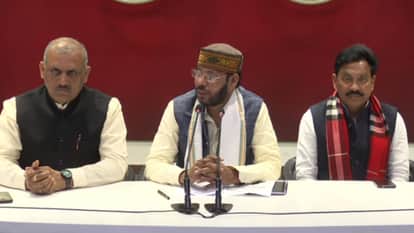 सपा विधायक मनोज पांडेय ने प्रेस कांफ्रेंस कर अपनी बात रखी।