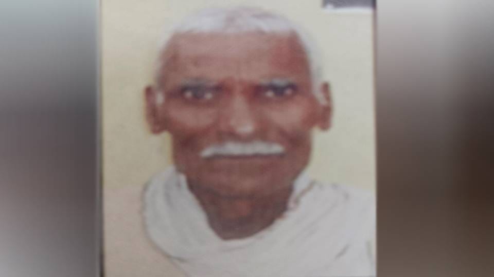 Neighbor old man was beaten to death by goons after dog potty in Firozabad