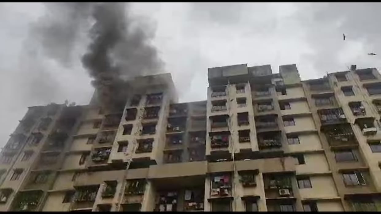 mumbai multi story building fire in kurla area elder woman died