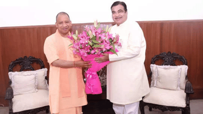 सीएम योगी और केंद्रीय सड़क परिवहन मंत्री नितिन।