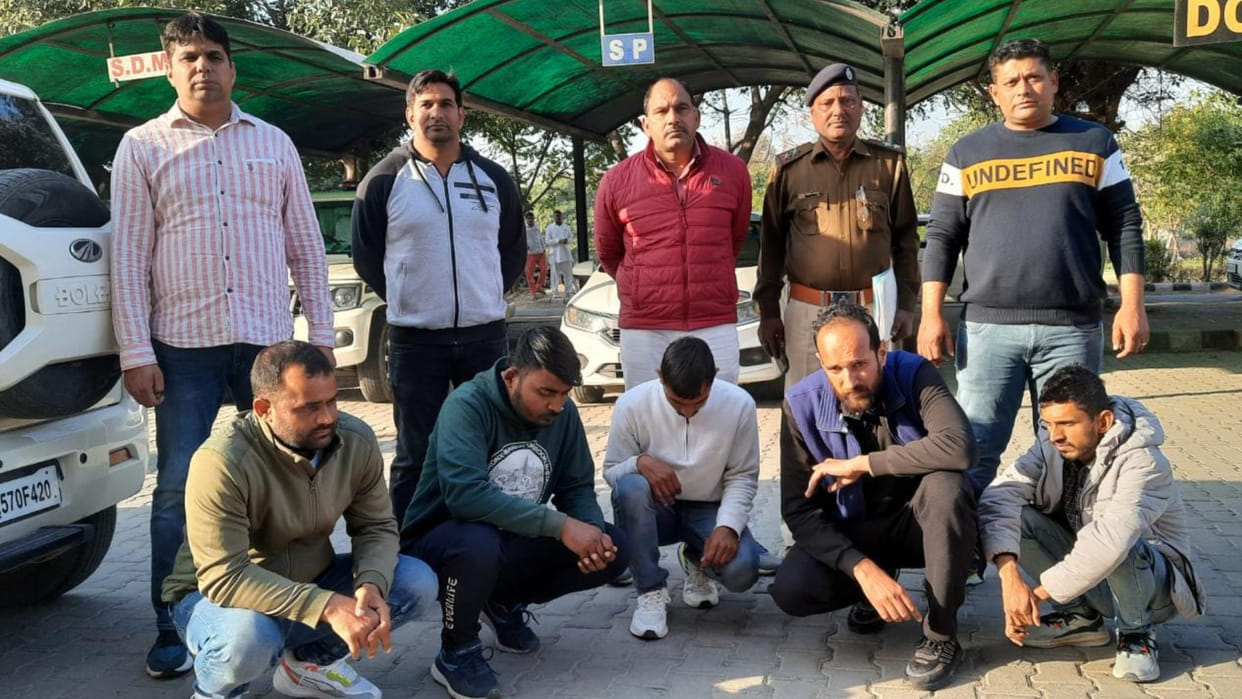 Paper solver gang network extends to Rajasthan, UP, Delhi