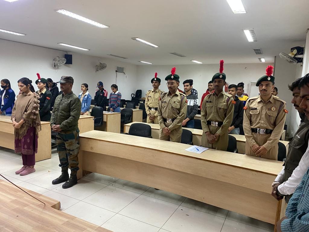 NCC cadets paid tribute to Pulwama martyrs, Yamunanagar