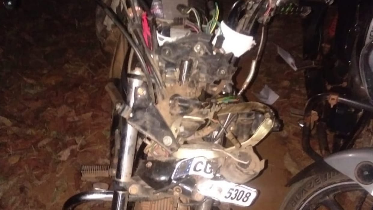two killed, four injured in collision of two bikes in balod