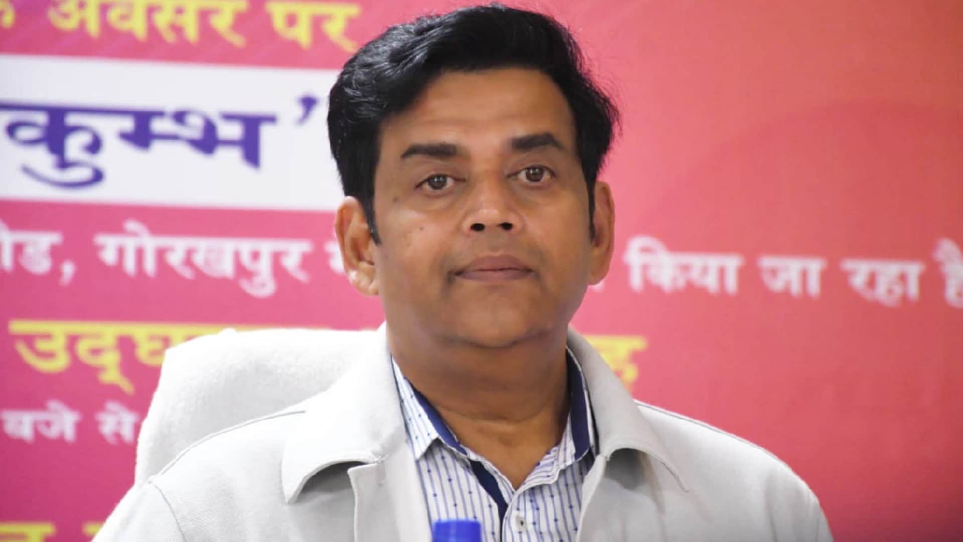 Ravi Kishan was rejected for film Gangs of Wasseypur demanded 25 litres of milk to bath bed of roses to sleep