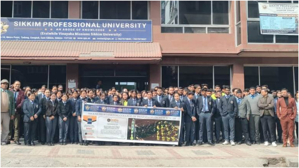 Sikkim Professional University Students of made the smallest human capsule, place in India Book of Records
