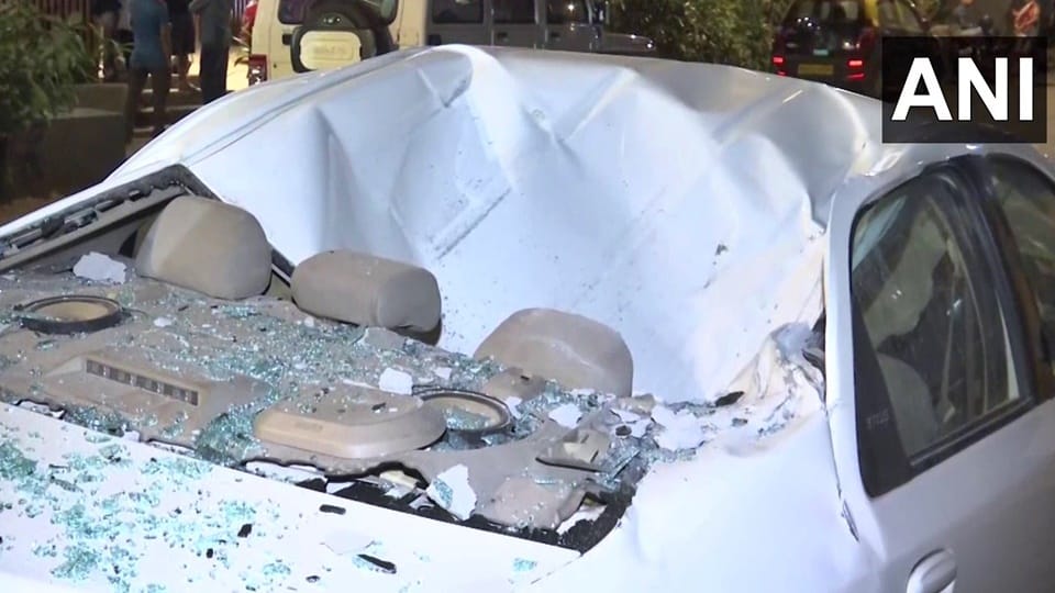 Stones falling from high-rise kill two in Mumbai