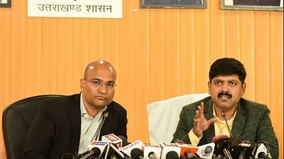 Joshimath: एनडीएमए की रिपोर्ट के बाद ही बंटेगा प्रभावितों को मुआवजा, लॉटरी से मिलेंगी दुकानें और आवासीय भवन सचिव आपदा प्रबंधन रंजीत कुमार सिन्हा और सचिव मुख्यमंत्री आर मीनाक्षी सुंदरम
