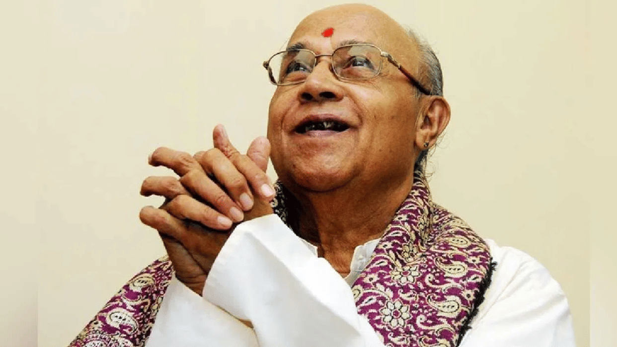 Veteran Yakshagana playback singer and scriptwriter Balipa Narayana Bhagavatha passed away at his residence