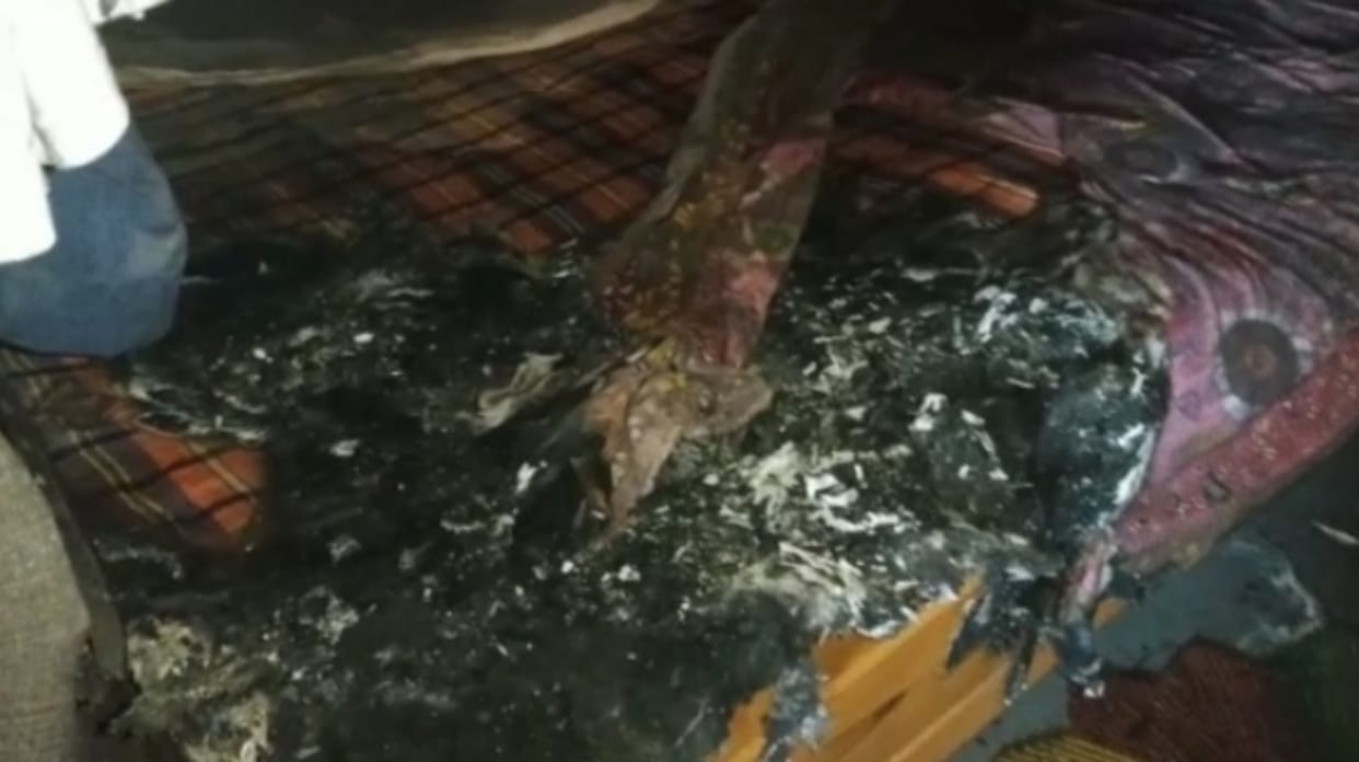 thieves set teacher house on fire after theft in chhattisgarh korba