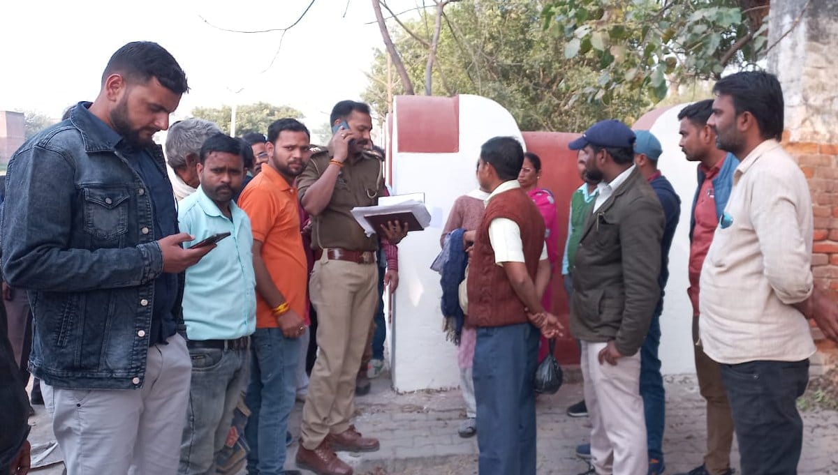 youth opened fire on a girl student who went to appear for B.Ed exam, narrowly escaped