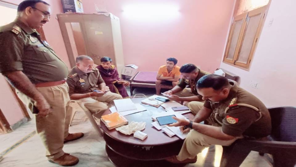 An elderly man was killed by being stabbed in head in Mathura