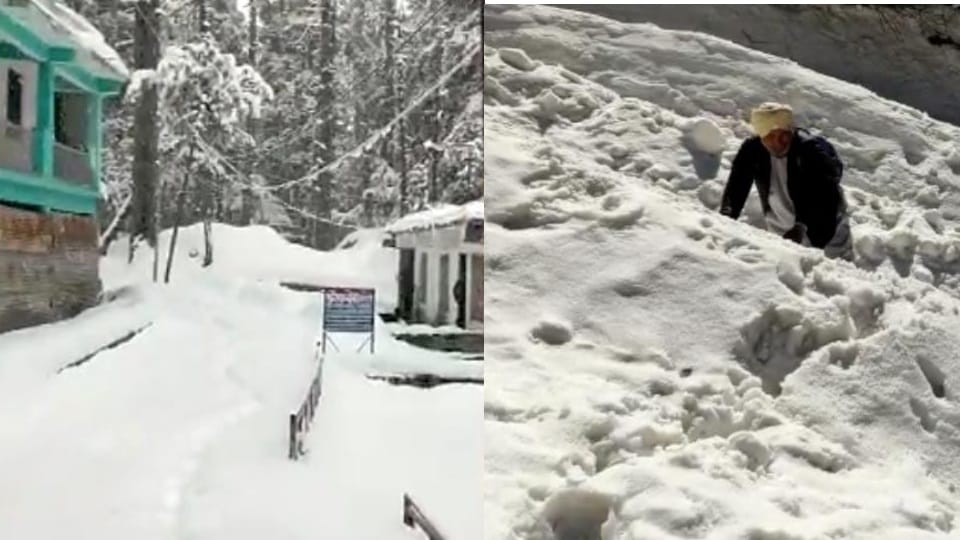 Uttarakhand Weather Snowfall News: Big Iceberg and Heavy Snow in Hemkund Sahib Photos