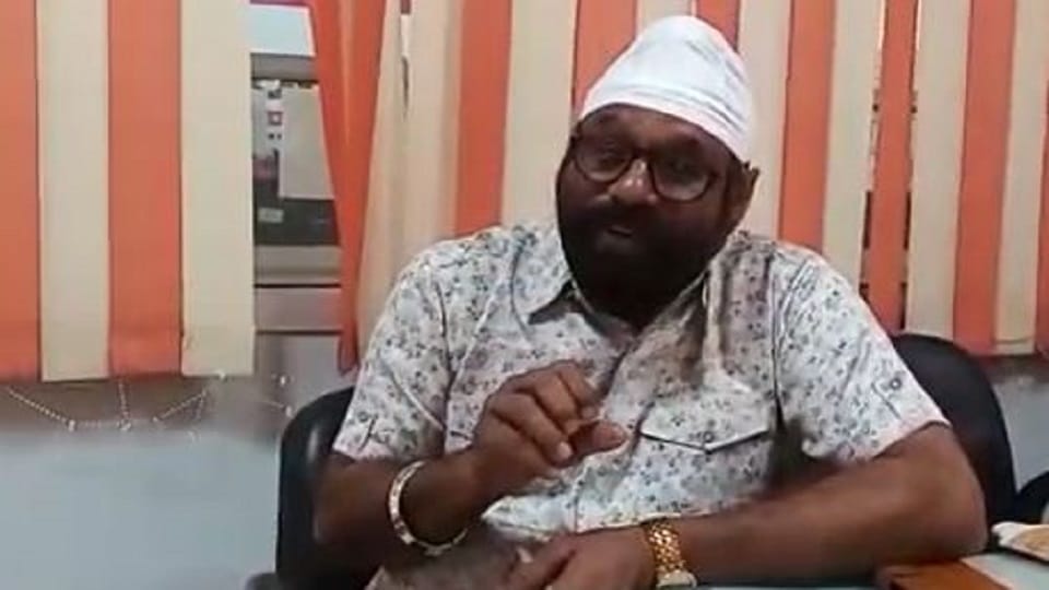 Funny Jokes In Hindi Husband Wife Jokes In Hindi Wahe Guru Bhatia husband wife jokes