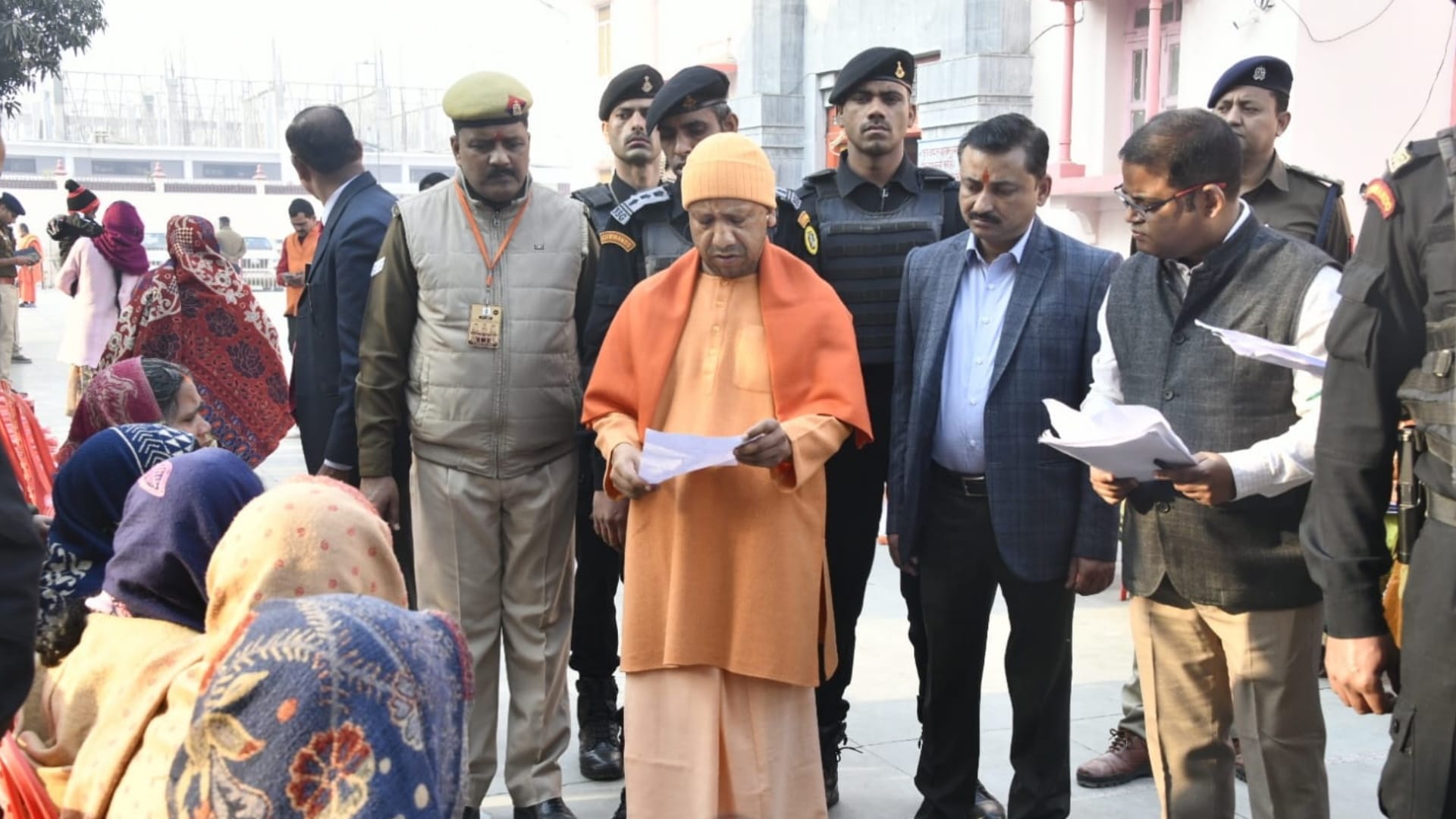 Janta Darbar CM Yogi heard complaint in Gorakhnath temple