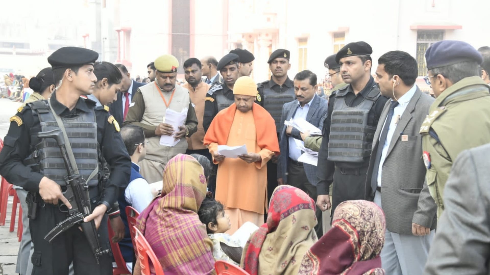 Janta Darbar CM Yogi heard complaint in Gorakhnath temple