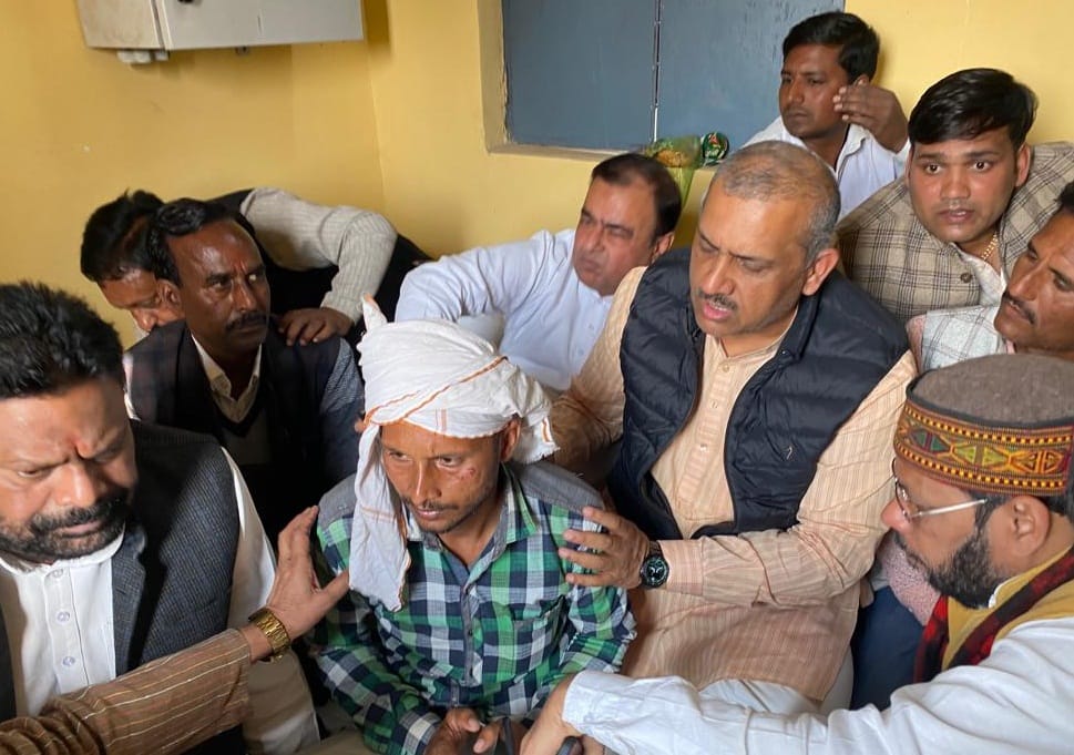 Kanpur Fire Case, SPs delegation met the victims family