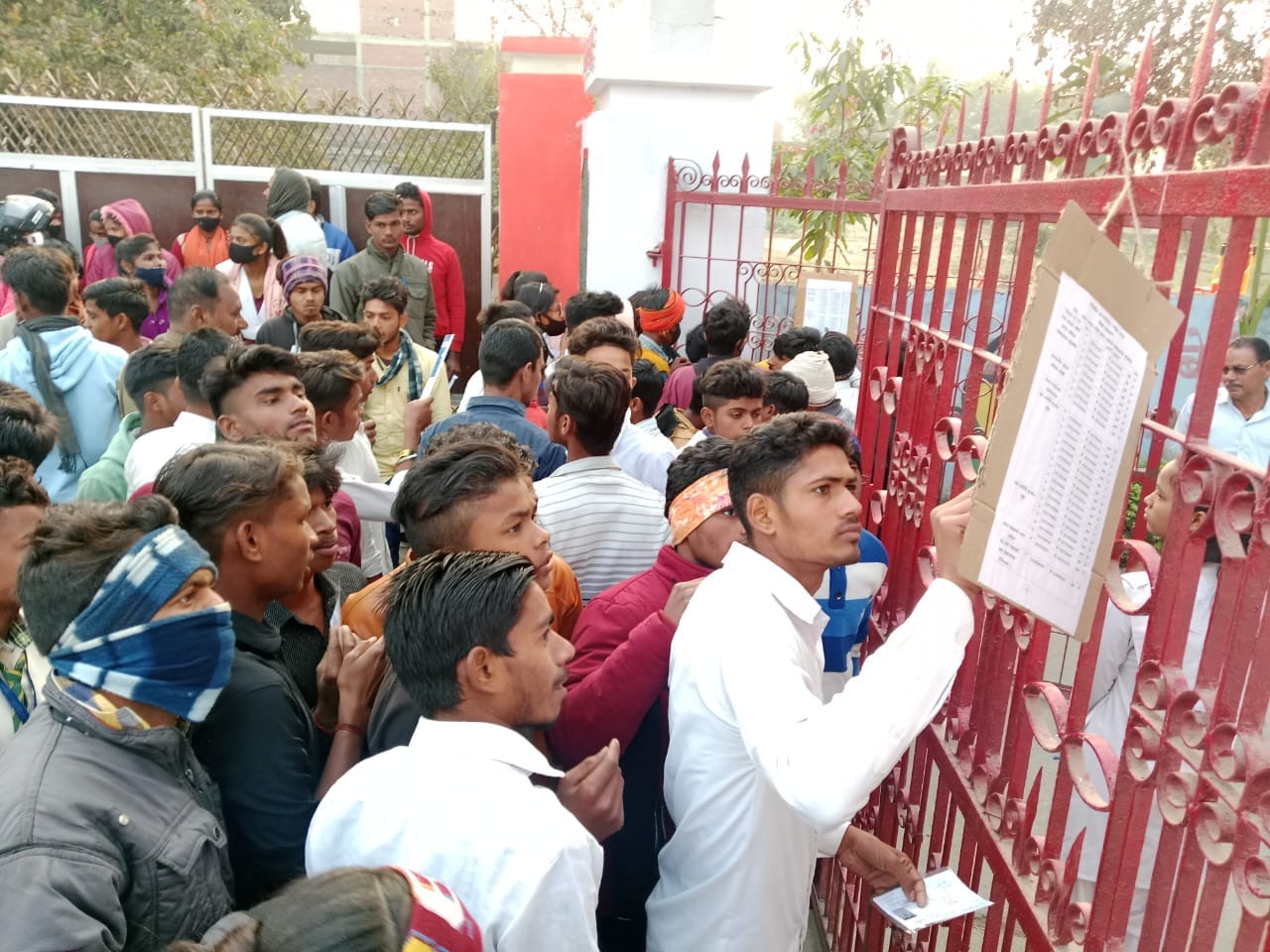 Sultanpur Train Accident Many trains canceled after goods trains collided, many routes changed