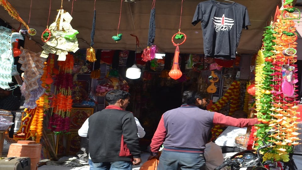 Markets decorated to decorate Bhole kanwar