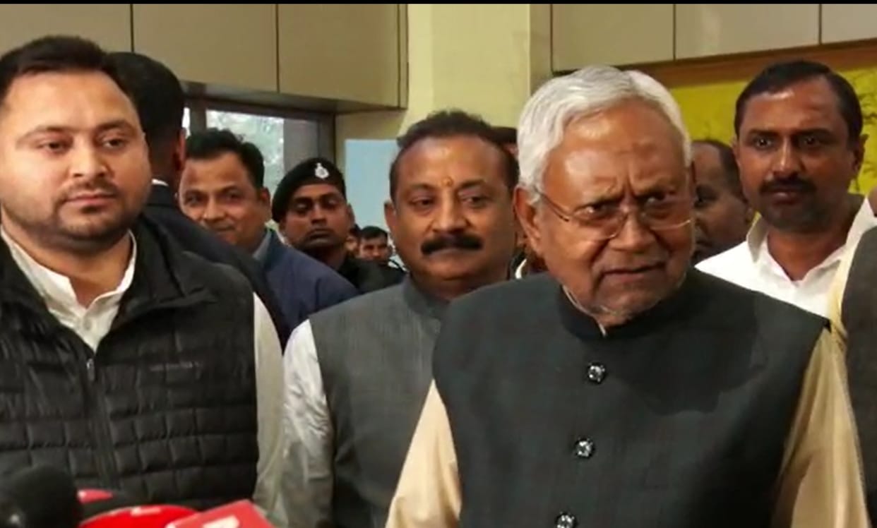 CM Nitish kumar given relaxation to congress on Bihar cabinet expension but tejaswi yadav on silent mode