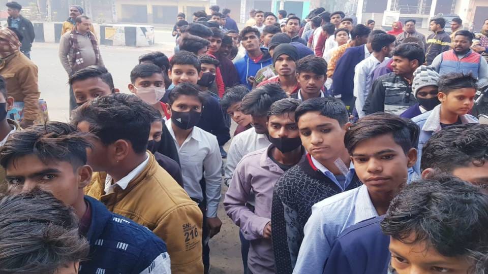up board exam candidates were given admission in center After searching in Agra