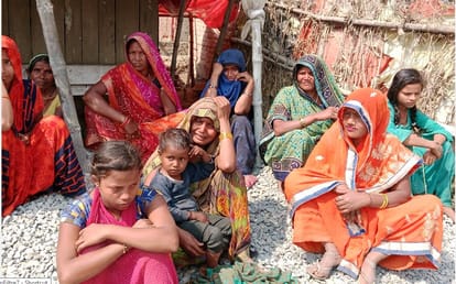 Woman killed in land dispute: son injured in attack, angry people burnt attackers' bike, force on the spot