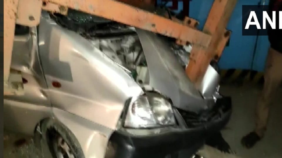 Delhi: Part of Metro under construction in Haiderpur-Badli collapses, driver injured
