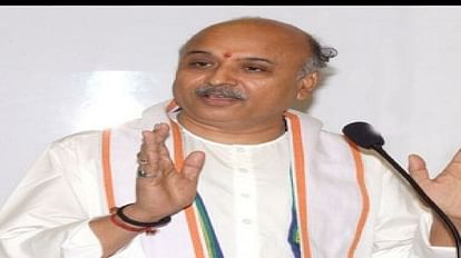 Raipur: प्रवीण तोगड़िया का एक दिवसीय दौरा 19 फरवरी को, कार्यकर्ता सम्मेलन में करेंगे शिरकत डॉ. प्रवीण तोगड़िया एक दिवसीय प्रवास पर छत्तीसगढ़