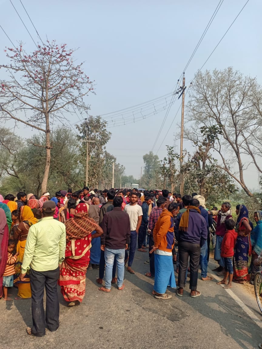 Bihar News : Woman murdered in broad daylight in Begusarai