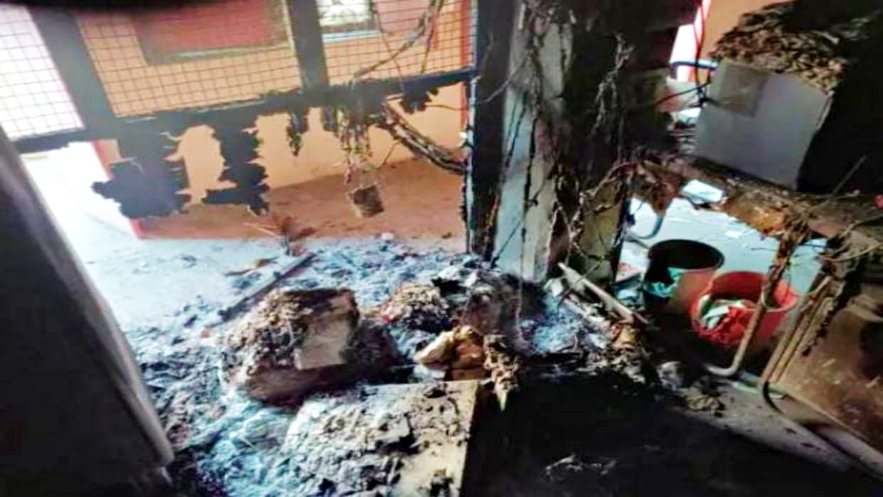 Short circuit fire in Bank of Baroda's Bansi branch