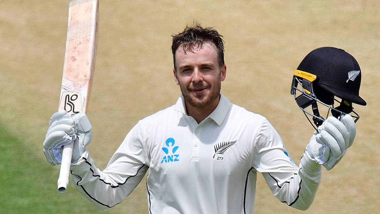 ENG vs NZ Day Night Test: Despite Blundell's century, New Zealand were able to score 306 runs, England lead