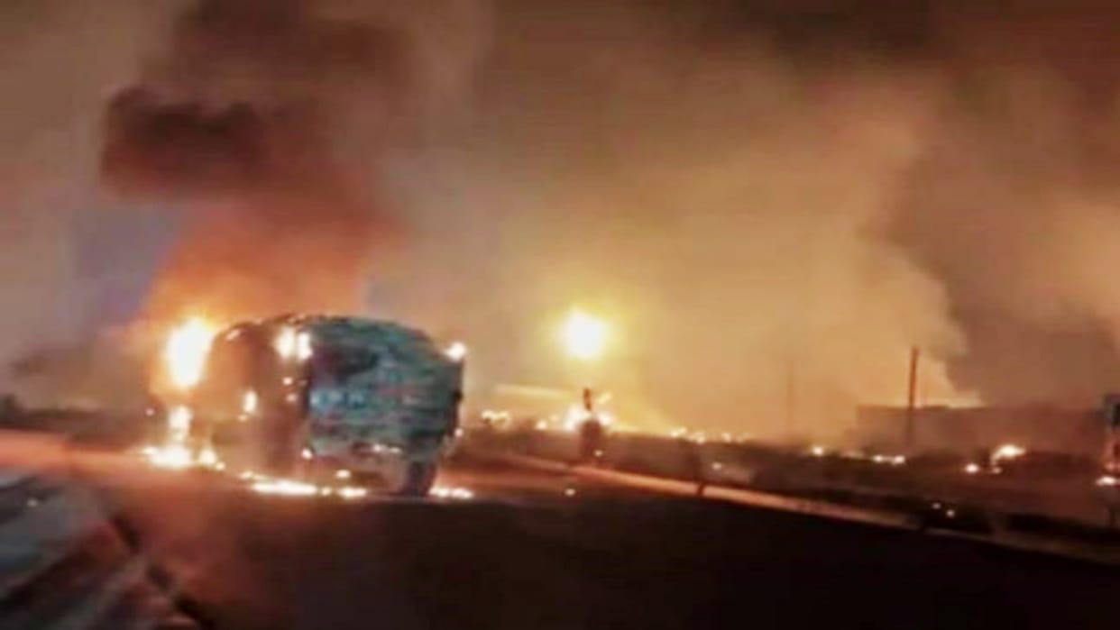 Three people burnt alive in collision between gas tanker and trailer