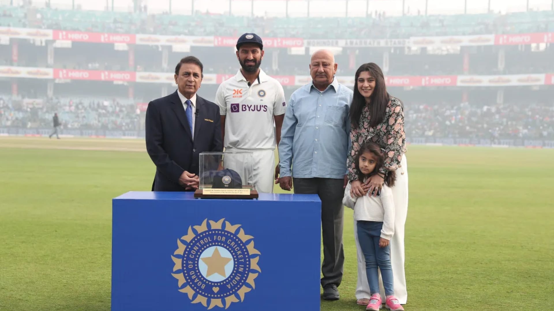 Video Cheteshwar Pujara 100th test Team India gave guard of honour Gavaskar handed special cap ind vs aus