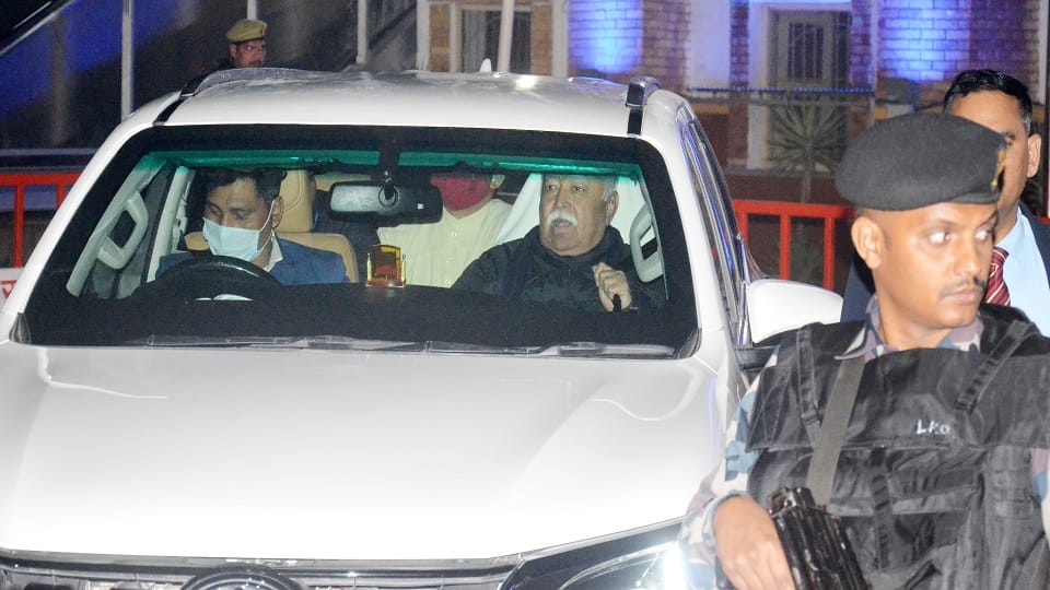 RSS chief Mohan Bhagwat reached Bareilly on four-day visits
