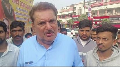 Veteran actor Junior Mehmood aka Naeem Sayyed passes away Raza Murad at Actor Late Residence