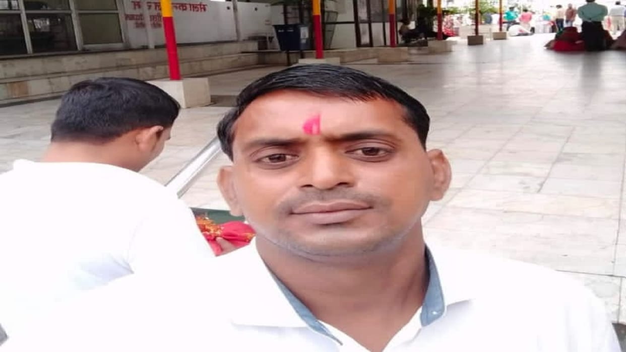 young man who went to a wedding was beaten to death with a vegetable ladle