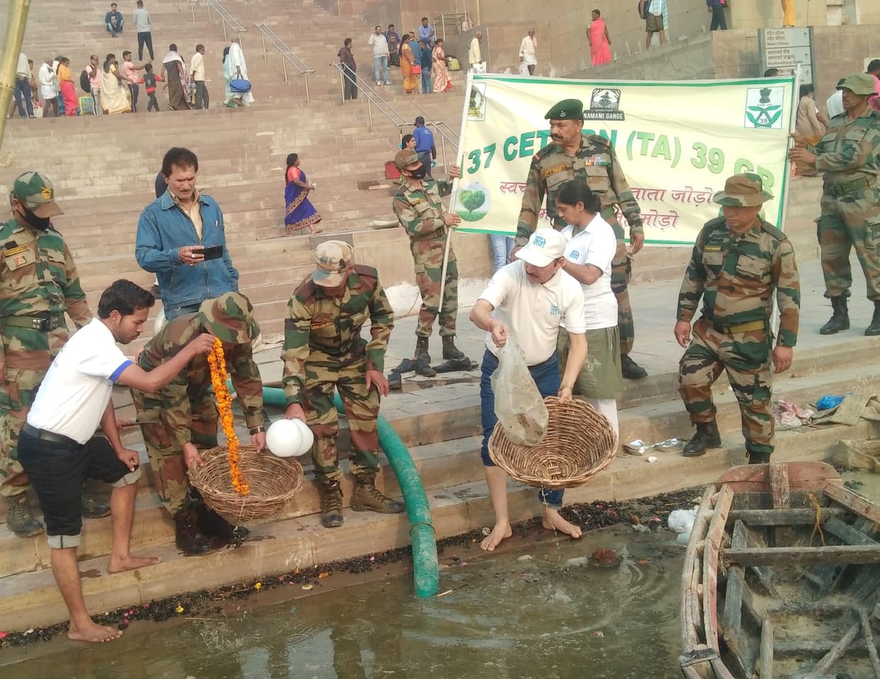 Before Mahashivratri, Namami Gange started cleanliness campaign on Ganga Ghats, told about Shiva message