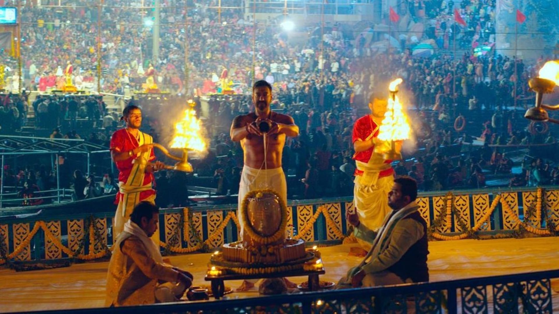 ajay devgan wish mahashvritri to his fans actor shared photos of upcoming film bhola on instagram goes viral