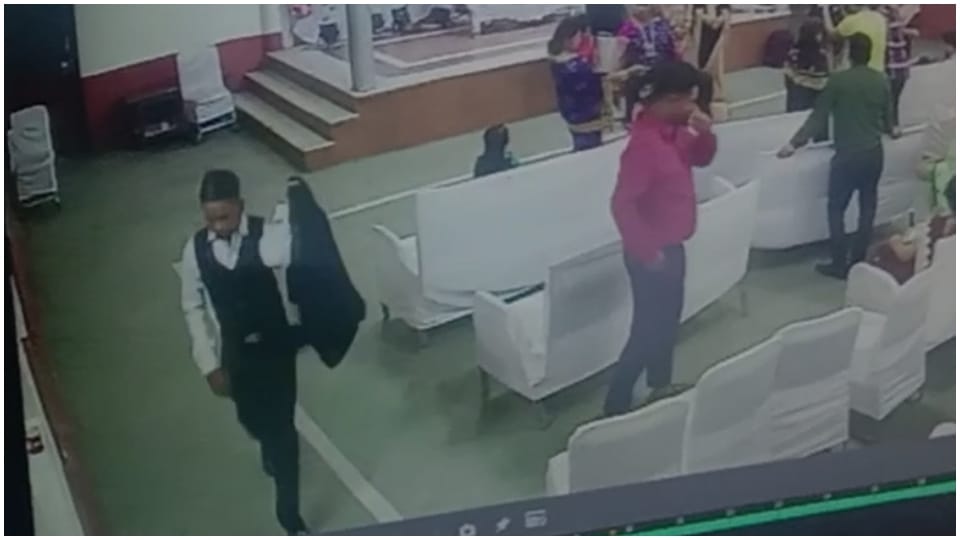 Bag stolen from wedding ceremony in Dholpur Rajasthan News