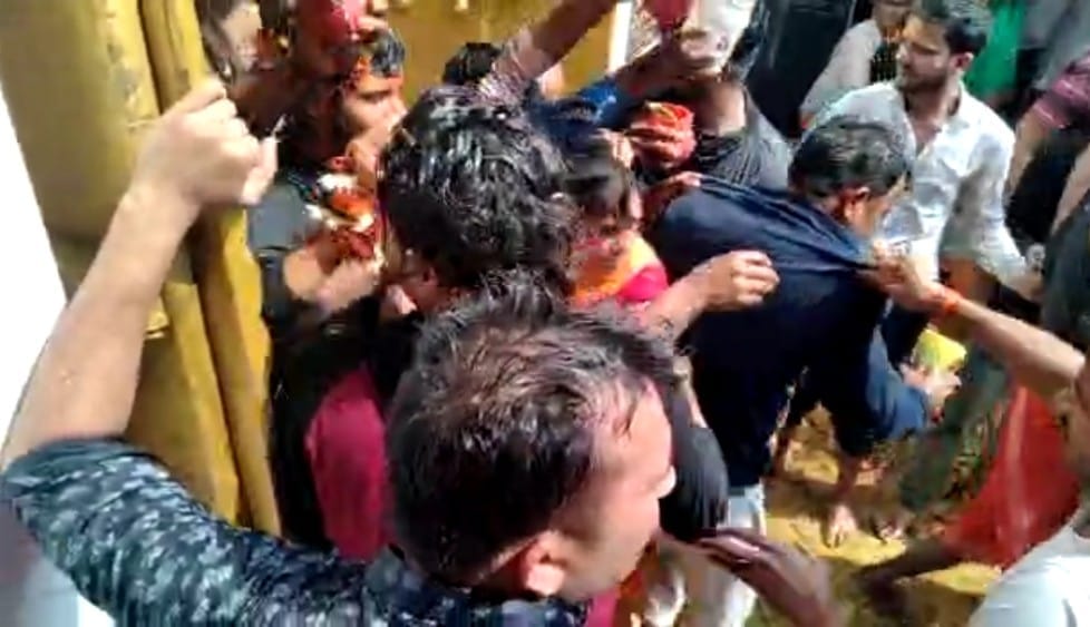 Bihar Mahashivratri 2023: Stampede in Baba Brahmeshwar Dham of Buxar, 12 injured, 4 serious