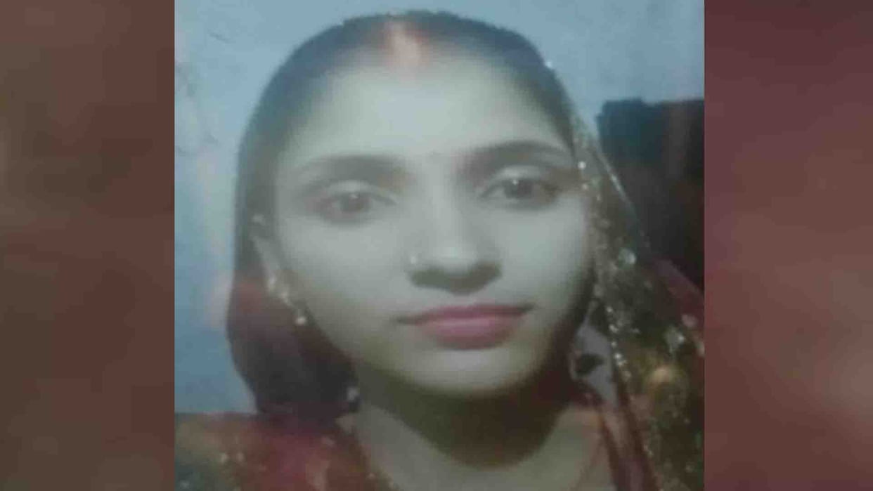 Kanpur: Woman dead body found hanging under suspicious circumstances