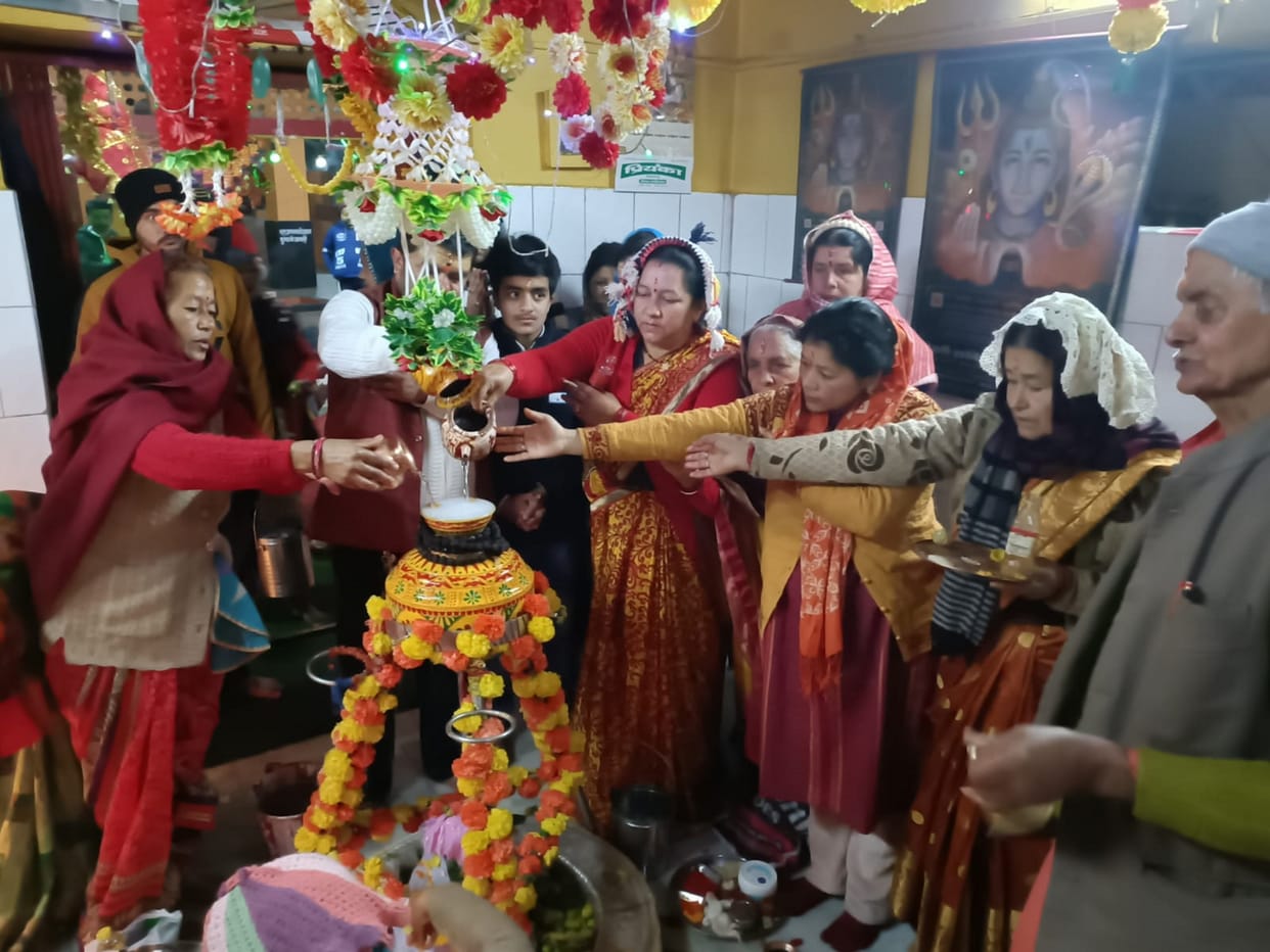 Maha Shivratri 2023 three wonderful coincidences Sun and Saturn will transit in Aquarius zodiac signs