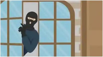 Theft of five lakhs including jewelry from house in Gorakhpur
