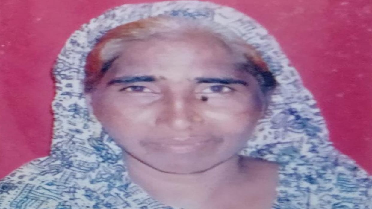 Elderly woman strangled to death at home, lived apart from family for 18 years
